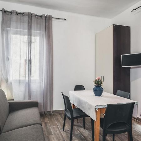 Bulldog Station Apartments With Private Wc, Ac, Tv Mestre Kültér fotó