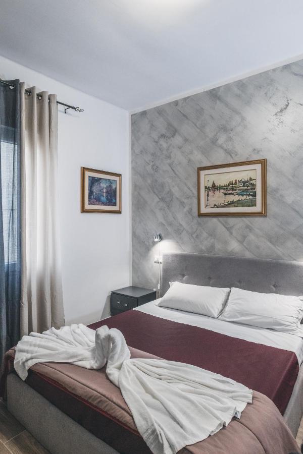 Bulldog Station Apartments With Private Wc, Ac, Tv Mestre Kültér fotó